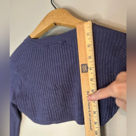 ✌️4/$20✌️ Dynamite knit shrug sweater - Picture 12 of 12